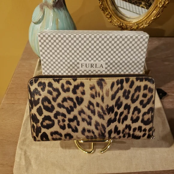 Furla Leopard Print Zip Wallet w/ Gold Hardware, Bow Accent, Dusty & Box - Picture 6 of 12